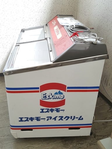SANYO アイスクリーム 冷凍ショーケース SCR-R3000 247L 冷凍