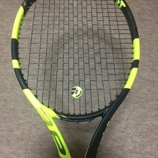 バボラ pure aero VS
