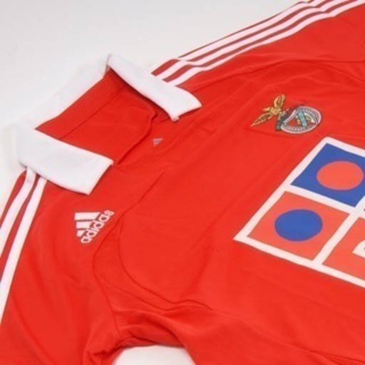 サッカー ユニフォーム 半袖 ベンフィカ あしだ 服部天神のサッカーの中古あげます 譲ります ジモティーで不用品の処分