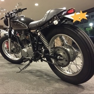 SR400 カスタム　カフェレーサー　