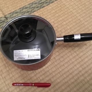 【お値下げ‼︎】18cm ガラストップ 蓋付き 片手鍋(IH対応)