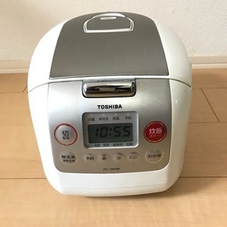 TOSHIBA 5.5合炊き 炊飯器