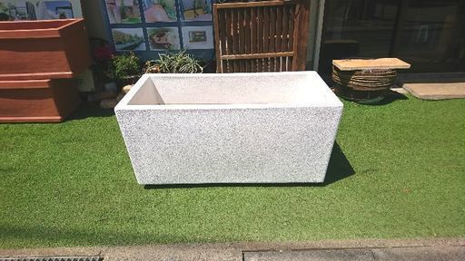 中古大型プランター  リメイク済み