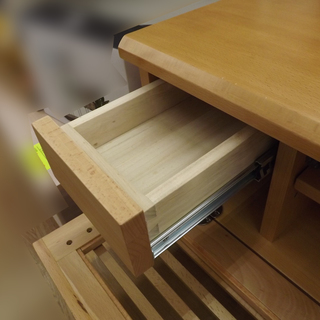 大川家具　テレビボード　扉収納付き　木目　１００ｃｍ　札幌　西岡発