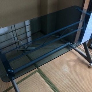 【無料】ガラストップ テーブル
