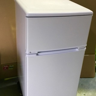 ＜超美品＞ユーイング 88L 2ドア冷蔵庫（直冷式）ホワイト・U...