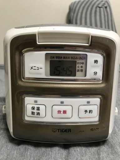 タイガーの炊飯器(3合炊き)