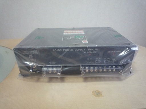 ◎値下げ◎新古品◎AC/DC電源装置◎