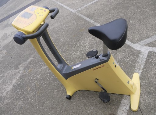 【半額になりました！】 コンビウェルネス コナミ エアロバイク Ai-Z 説明書付き エアロバイクai | エアロバイク通販