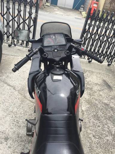 値下交渉有 超希少車 実働 Gsx400fw 後期 型 書類 鍵付き希少当時物アウトバーン集合管付き Digitabull 甲府のスズキの中古 あげます 譲ります ジモティーで不用品の処分