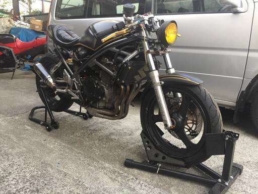 値下交渉有！希少・カスタム多数！カフェレーサー・ボバースタイル アクラポビッチ バンディット250 GJ77A