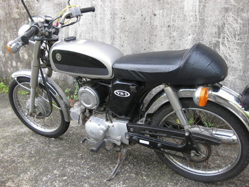 ヤマハYB1 Four