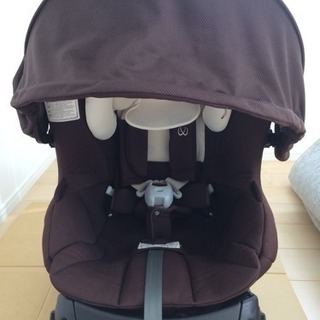 エールベベ・クルットNT2プレミアム 2024 カカオブラウン 美品