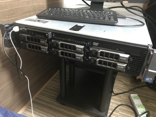 DELL PowerEdge R710 Xeon L5630 2.13GHz×2 RAM6GB HDD/2TB×4(おまけ) RAID PERC 6/i