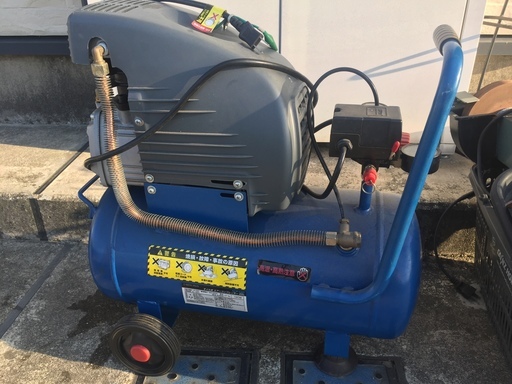 オイル式コンプレッサー　25Ｌ