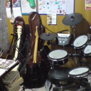 ドラム教室( ROPミュージック）