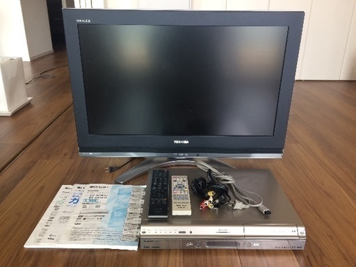 【お値下げ】REGZA32型テレビとSHARPレコーダー