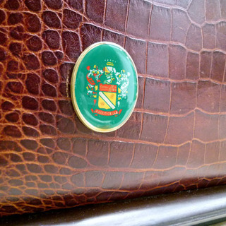 フォルミタリア×グッチ 革ソファ Formitalia×Paolo GUCCI 札幌市 西宮の沢