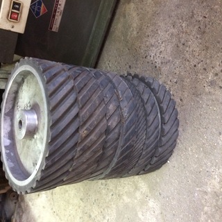 研磨機の小阪精機
