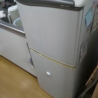 2004年製　冷蔵庫　サンヨー　正常作動
