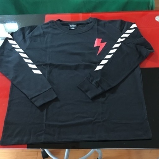 マルボロ フリークスストア 長袖ｔ Miki 小田急相模原のtシャツ メンズ の中古 古着あげます 譲ります ジモティーで不用品の処分