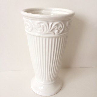 ヨーロピアン調　アンティーク調　花器　花瓶　ホワイト