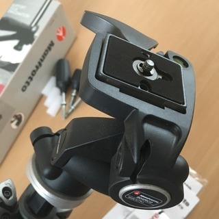 【美品】マンフロット三脚