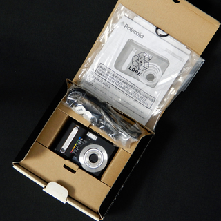 新品(未使用)デジカメ 980円  ポラロイドデジタルカメラ i...