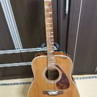 アコースティックギター  ヤマハF３７０