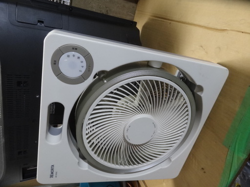 東２２９　山善卓上扇風機　３０ｃｍ