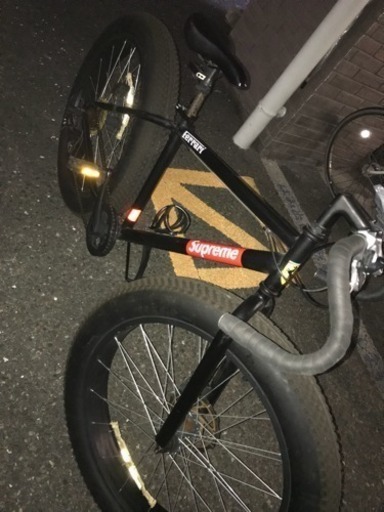 ファットバイクフェラーリ