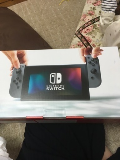 新品 Nintendo Switch　グレー