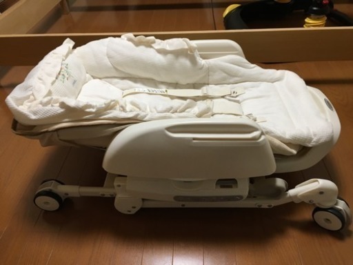 【受付終了】コンビ 電動ハイローチェア