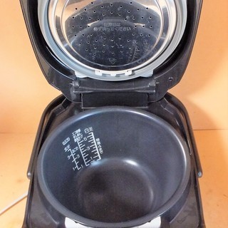 象印 ZOJIRUSHI NP-ST10 圧力IH炊飯ジャー 極め炊き◇高級機！南部鉄器