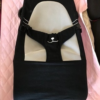 西松屋 バウンサー 猫デザイン ブラック