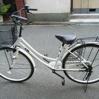 無料配達地域あり、26インチ、ホワイトの整備したママチャリ中古自転車 ...