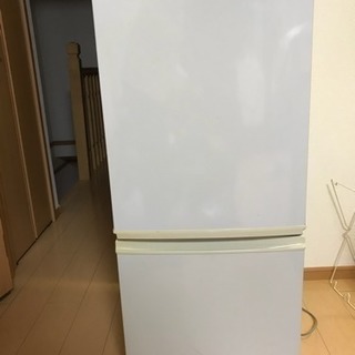 シャープ冷蔵庫  2008年製 137L