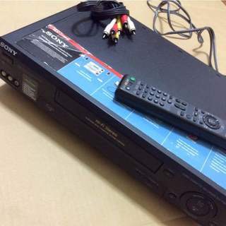 Sony 北米向けに作られたビデオデッキ　VCR made fo...