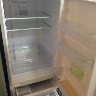  【送料無料・設置無料サービス有り】冷蔵庫 SHARP SJ-17Y-S 中古 