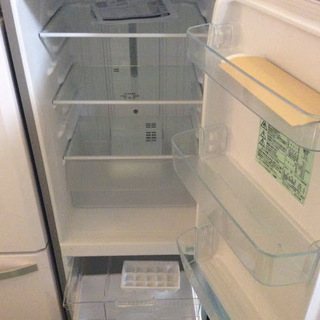 【送料無料・設置無料サービス有り】冷蔵庫 Panasonic NR-B176W-S① 中古