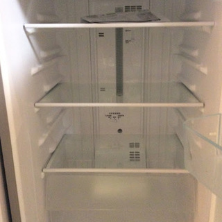 【送料無料・設置無料サービス有り】冷蔵庫 Panasonic NR-B176W-S① 中古