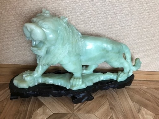 ライオン像