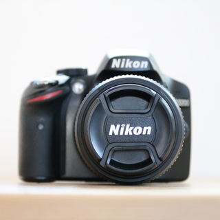 Nikon　D3200　デジカメ　一眼レフ　中古　ガイドブック付き