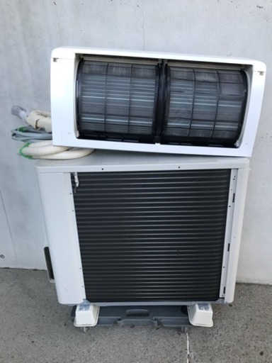 【取引完了】【極美品】2017年 18畳用 DAIKIN 5.6kW うるるとさらら ルームエアコン 板橋区