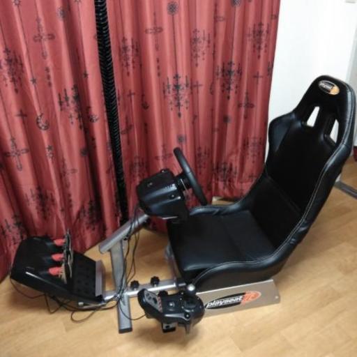 ロジクールG27ステアリングホイール＆プレイシートエボリューション