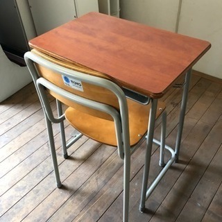 7月値下げ 昭和レトロ 教室用 椅子 机セット ホウトク/hou...