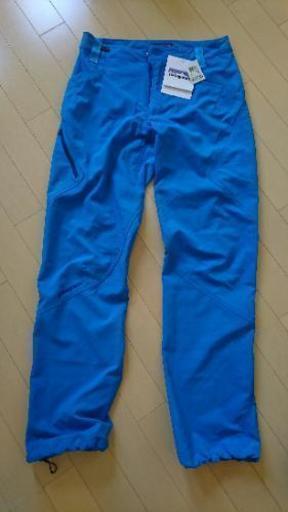 patagoniaパンツ新品