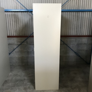 【値下げしました】　４人用ロッカー　鍵付き美品