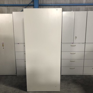 大きめ書庫　工具などの整理棚にも使えます