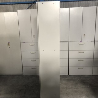 大きめ書庫　工具などの整理棚にも使えます